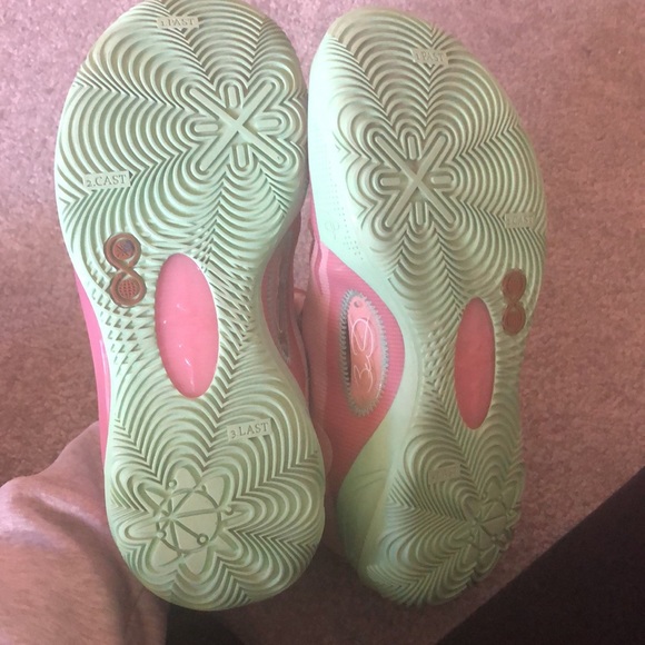 Way of wade 808 v2 honey peach (used only on indoor basketball courts) size 9.5 - Picture 5 of 6